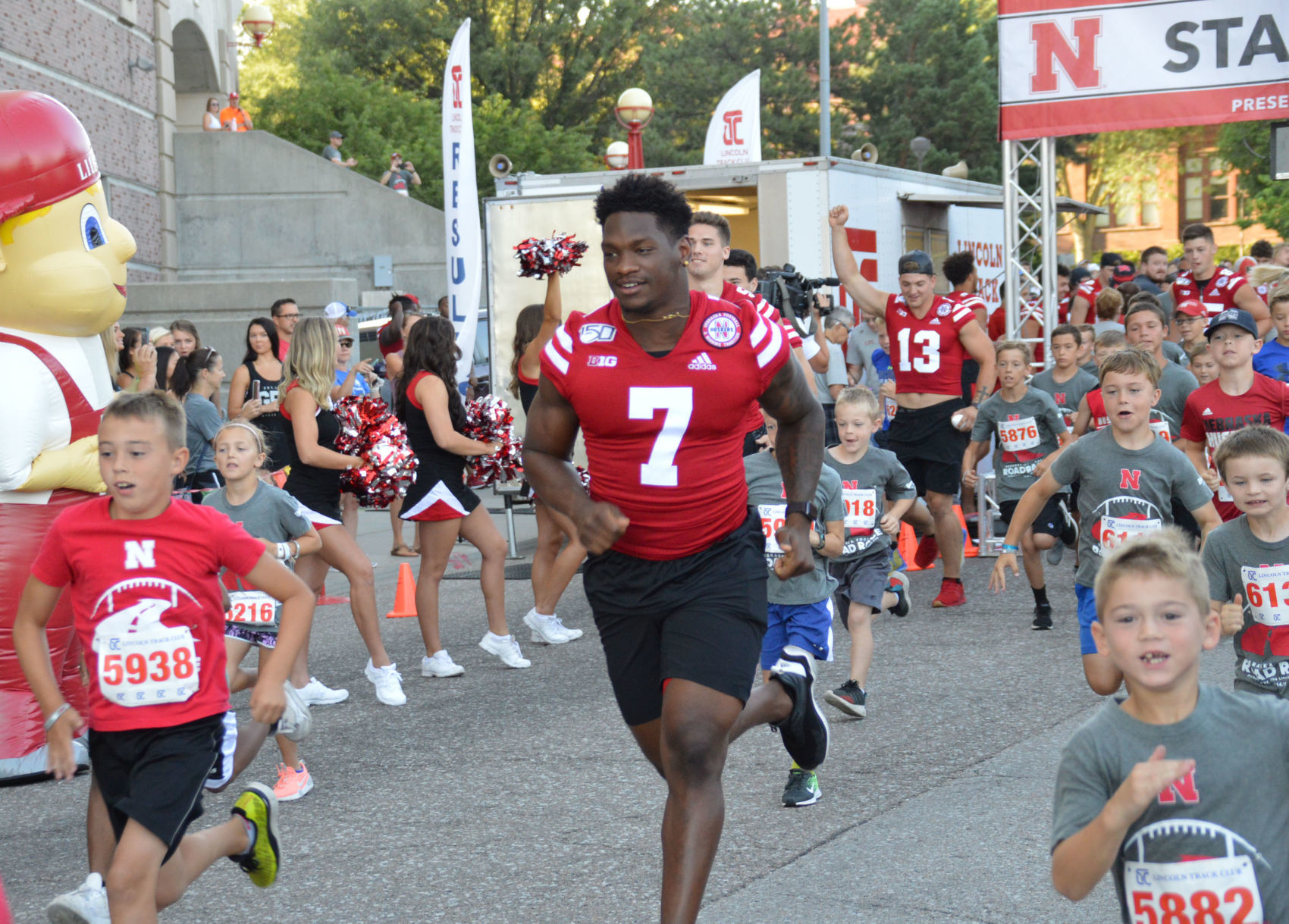 Mohamed Barry begins 1-mile fun run